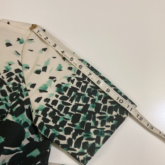 BROOKS BROTHER, GREEN,BLACK AND WHITE,FLORAL ABSTRACT PATTERNED DRESS.SI… - Picture 8 of 13